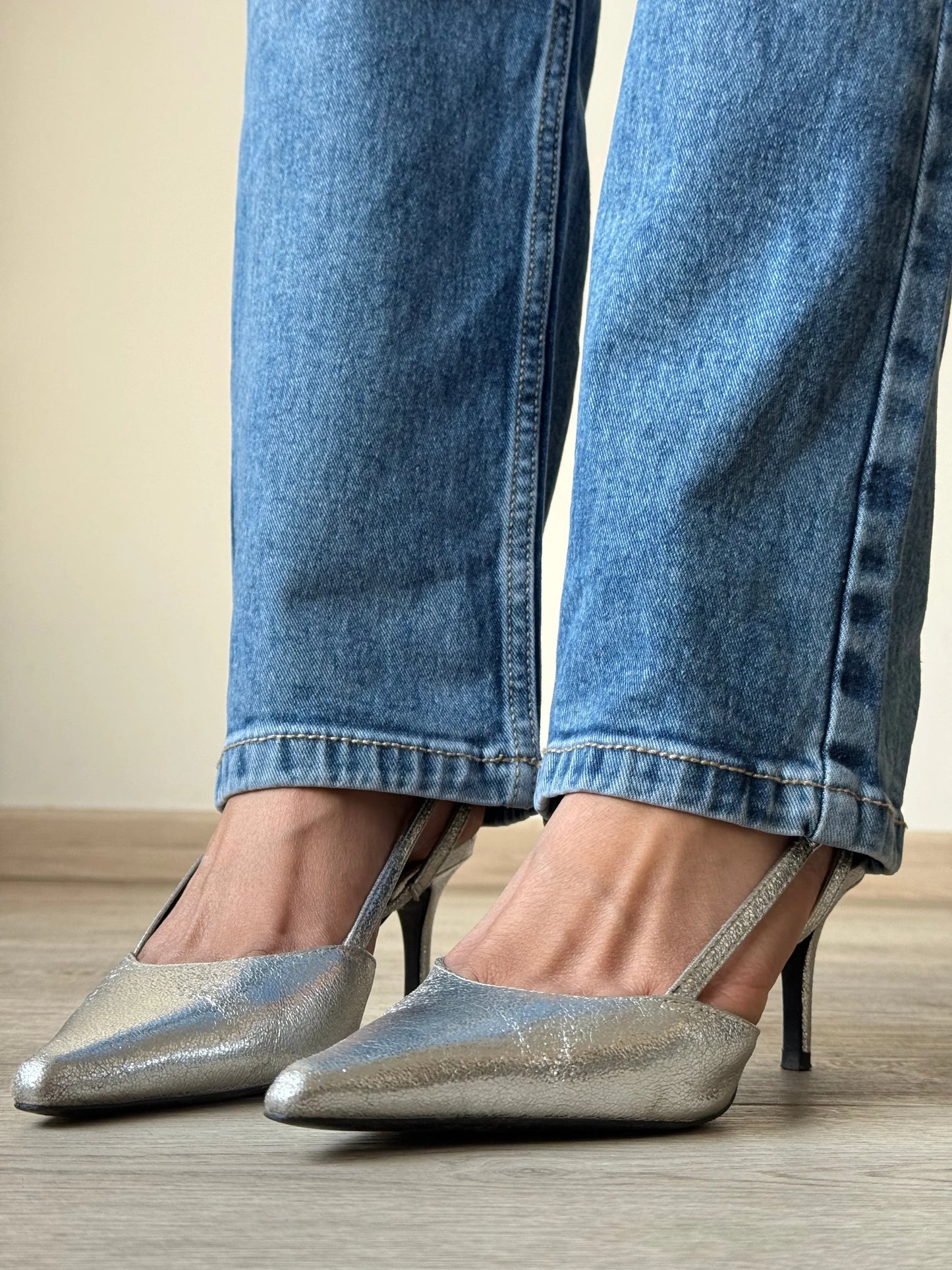 Sleek Tailored Straight Fit Jeans - Core Denims