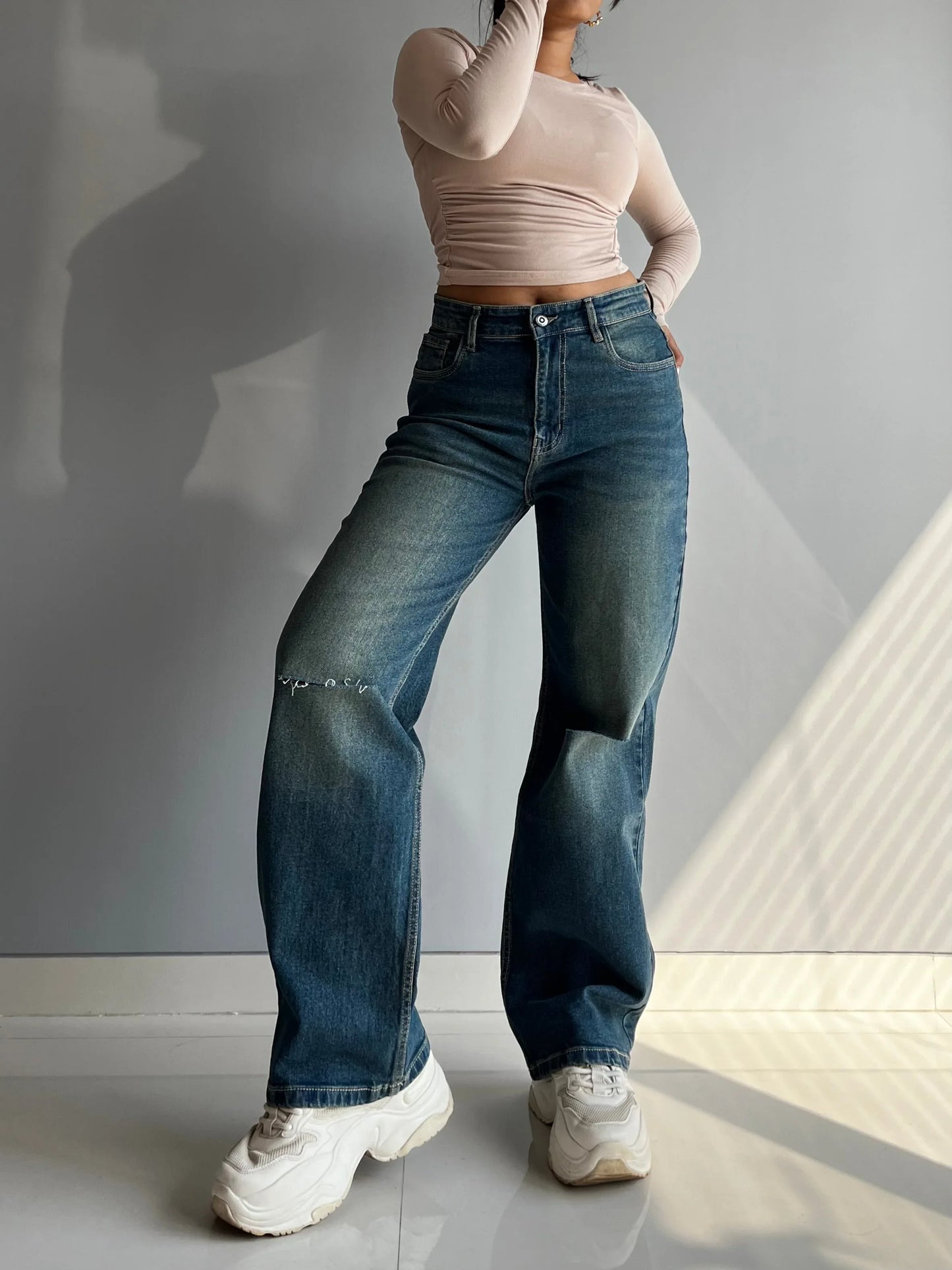 90's Blue Ripped Baggy fit Jeans - Core Denims